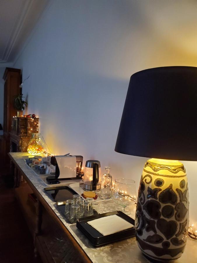 Logis Des Tourelles Bed & Breakfast คอญญัก ภายนอก รูปภาพ